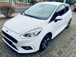 Weiß Gebraucht 2018 Ford Fiesta ST-Line Kleinwagen | 12.500 € (Teuer)