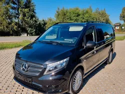 Schwarz Gebraucht 2022 Mercedes Vito Van / Kleinbus | 42.245 €