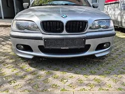 Grau Gebraucht 2004 BMW 330 Kombi | 2.500 € (Superpreis)