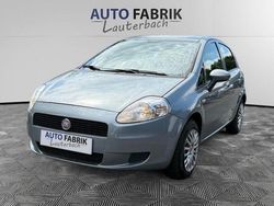 Grau Gebraucht 2011 Fiat Grande Punto Kleinwagen | 2.990 € (Fairer Preis)