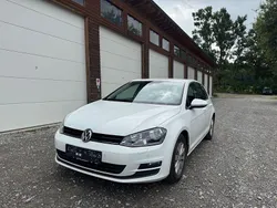 Weiß Gebraucht 2015 VW Golf VII Comfortline Limousine | 6.800 € (Superpreis)