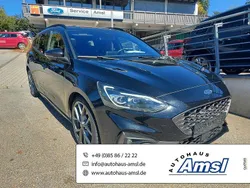 Schwarz Gebraucht 2020 Ford Focus ST Limousine | 18.990 € (Guter Preis)