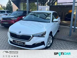 Moonweiss metallic Gebraucht 2021 Skoda Scala Style Kleinwagen | 15.880 € (Fairer Preis)