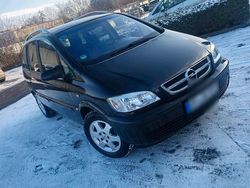 Schwarz Gebraucht 2005 Opel Zafira Van / Kleinbus | 1.300 € (Guter Preis)