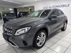 Grau Gebraucht 2017 Mercedes GLA220 Urban SUV | 19.890 € (Fairer Preis)
