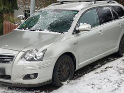 Silber Gebraucht 2007 Toyota Avensis Executive Kombi | 1.800 € (Superpreis)