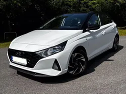 Weiß Gebraucht 2022 Hyundai i20 Intro Edition Kleinwagen | 14.300 € (Fairer Preis)
