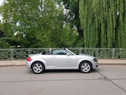 Silber Gebraucht 2001 Audi TT Roadster Sport Cabrio | 4.400 € (Fairer Preis)