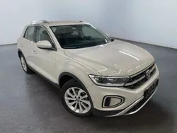 Grau Gebraucht 2024 VW T-Roc Style SUV | 30.949 € (Fairer Preis)