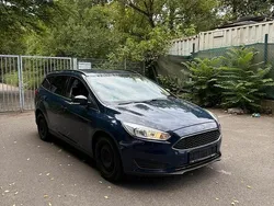Blau Gebraucht 2015 Ford Focus Kombi | 4.400 € (Guter Preis)