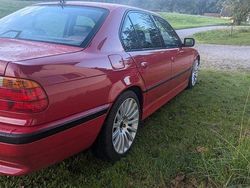 Rot Gebraucht 2003 BMW 740L Limousine | 15.000 €