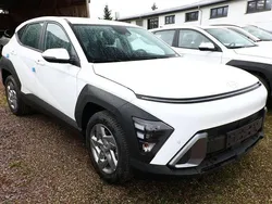 Atlas white Neu 2024 Hyundai Kona Select SUV | 25.964 € (Guter Preis)