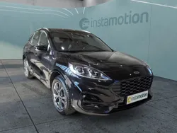 Schwarz Gebraucht 2023 Ford Kuga ST-Line SUV | 34.800 € (Etwas zu teuer)