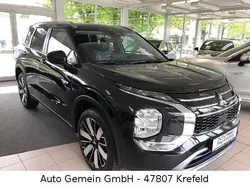 Schwarz Neu 2025 Mitsubishi Outlander P-HEV Edition SUV | 54.950 €