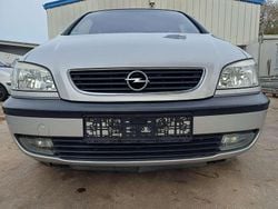 Silber Gebraucht 2002 Opel Zafira Selection Kombi | 1.200 € (Fairer Preis)