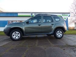Grau Gebraucht 2013 Dacia Duster Ice SUV | 7.950 € (Fairer Preis)