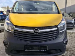 Gelb Gebraucht 2017 Opel Vivaro Van | 7.000 € (Teuer)