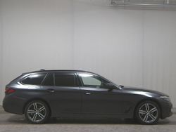 Grau Gebraucht 2021 BMW 530e Kombi | 24.980 € (Superpreis)