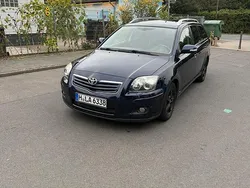 Blau Gebraucht 2007 Toyota Avensis Kombi | 3.000 € (Fairer Preis)