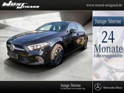 Schwarz Gebraucht 2022 Mercedes A200 Style Limousine | 24.490 € (Fairer Preis)