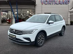 Weiss Gebraucht 2021 VW Tiguan Life SUV | 27.890 € (Etwas zu teuer)