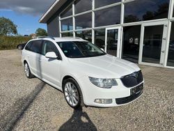 Weiß Gebraucht 2012 Skoda Superb Ambition Kombi | 3.000 € (Fairer Preis)