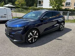 Nachtblaumetallic Gebraucht 2023 Renault Mégane Techno Limousine | 27.990 € (Guter Preis)