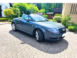 Grau Gebraucht 2001 Audi TT Roadster Cabrio | 8.400 € (Fairer Preis)