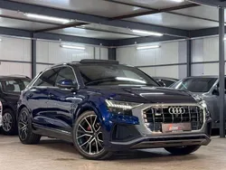 Blau Gebraucht 2018 Audi Q8 S-Line SUV | 54.890 € (Teuer)