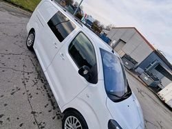 Weiß Gebraucht 2024 Opel Vivaro Van / Kleinbus | 32.999 €