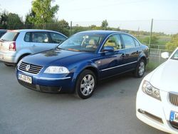 Blau metallic Gebraucht 2001 VW Passat Limousine | 4.200 €