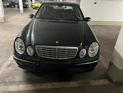Grün Gebraucht 2005 Mercedes E280 Limousine | 1.400 €