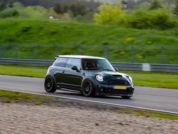 Grün Gebraucht 2007 Mini John Cooper Works Kleinwagen | 19.600 € (Fairer Preis)