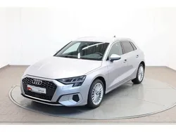 Florettsilber metallic Gebraucht 2024 Audi A3 Advanced Plus | 29.940 € (Guter Preis)