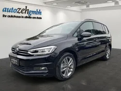 Deep black perleffekt Gebraucht 2024 VW Touran Comfortline Van / Kleinbus | 37.900 € (Etwas zu teuer)