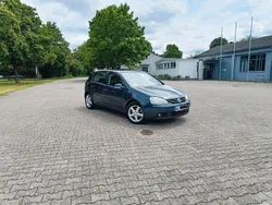 Blau Gebraucht 2007 VW Golf V Trendline Limousine | 5.799 €