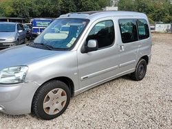 Silber Gebraucht 2005 Citroën Berlingo Van / Kleinbus | 790 € (Superpreis)