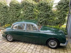 Grün Gebraucht 1967 Jaguar MK II Limousine | 22.900 €