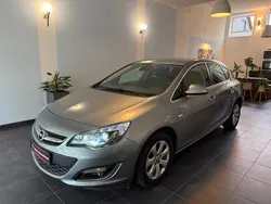 Silber Gebraucht 2014 Opel Astra Exklusiv Limousine | 6.199 € (Fairer Preis)
