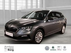 Grau Gebraucht 2023 Skoda Scala Ambition Kleinwagen | 19.850 € (Fairer Preis)