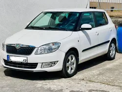 Weiß Gebraucht 2010 Skoda Fabia Elegance Limousine | 1.850 € (Guter Preis)