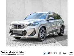 Silber Neu 2025 BMW iX1 M Sport SUV | 49.890 € (Fairer Preis)
