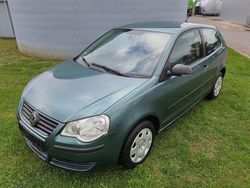 Grün Gebraucht 2006 VW Polo Trendline Limousine | 1.999 € (Guter Preis)