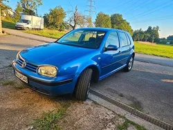 Blau Gebraucht 2003 VW Golf IV Edition Kombi | 2.200 € (Etwas zu teuer)