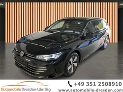 Schwarz Gebraucht 2024 VW Passat Business Kombi | 30.980 € (Guter Preis)