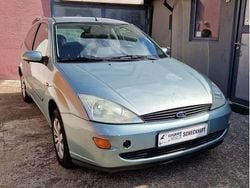 Blau Gebraucht 2001 Ford Focus Limousine | 1.799 € (Etwas zu teuer)