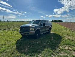Grün Gebraucht 2005 Ford Excursion SUV | 21.400 €