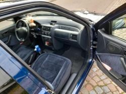 Blau Gebraucht 1995 Ford Escort Limousine | 5.000 €
