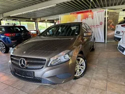 Braun Gebraucht 2014 Mercedes A180 Limousine | 10.990 € (Fairer Preis)
