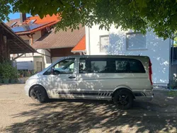 Grau Gebraucht 2012 Mercedes Vito Van / Kleinbus | 16.700 €
